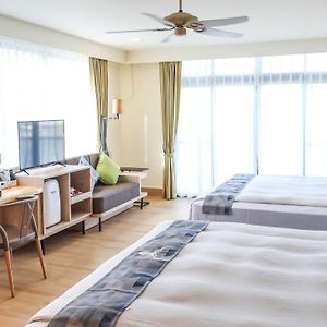 Standard Twin Room Sea View